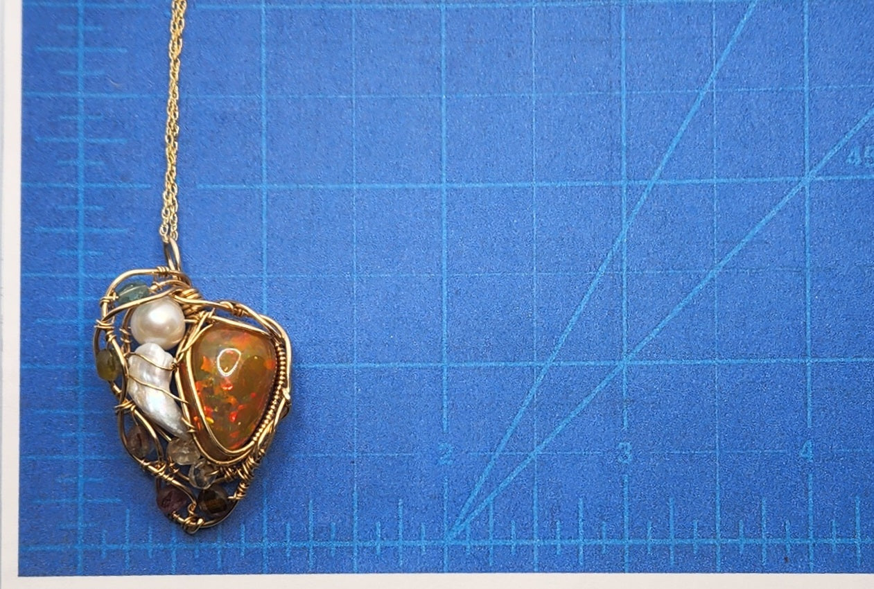 Ethiopian Opal pendant+Tourmaline
