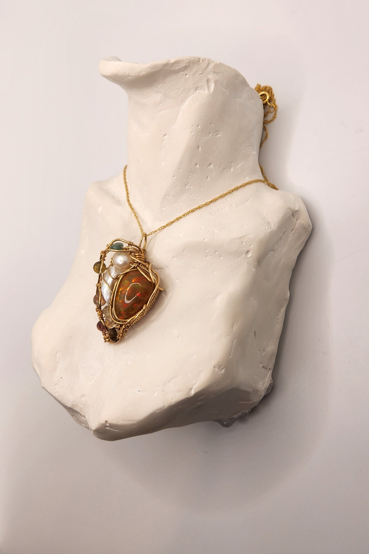 Ethiopian Opal pendant+Tourmaline