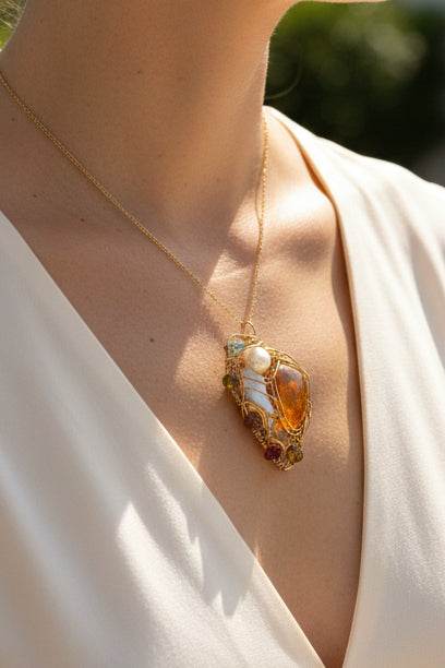 Ethiopian Opal pendant+Tourmaline
